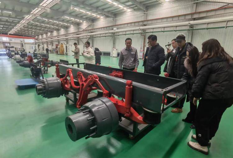 大抓经济·企业行 | 曲轴之上,匠人之心_天润_工业_生产线