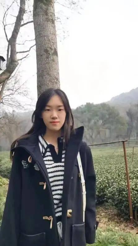 宇菁,宇萱,东华双胞胎学霸!_专业_设计_纺织