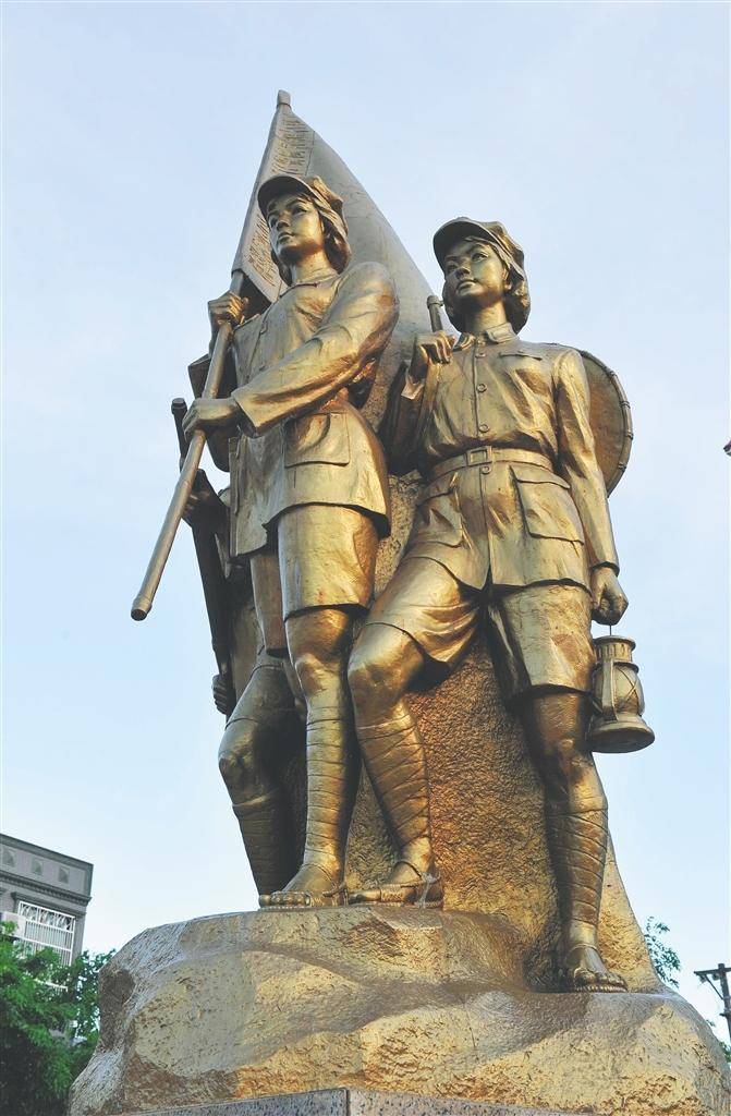 回眸永不谢幕的经典,看红色娘子军"琼花"如何永放光芒→_革命_女子