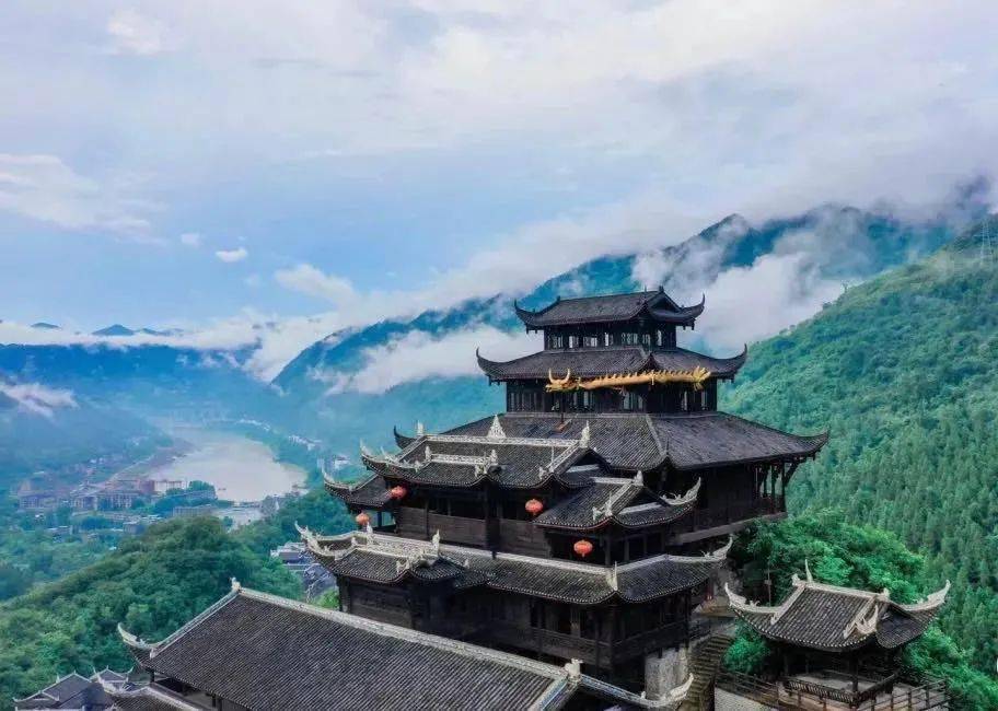 甄选美宿重庆五星参考酒店:奥蓝国际或华美达或同级重庆温泉参考酒店