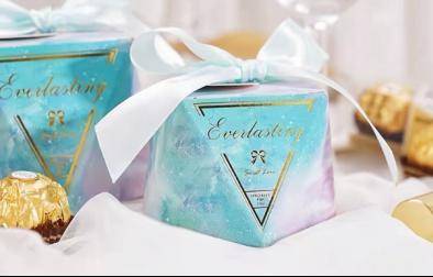 数院女生节丨将春日的明媚 揉进璀璨的花束_黄文博_全体_寝室