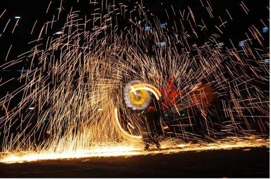 河津的社火火了正月_表演_花灯_年轻人