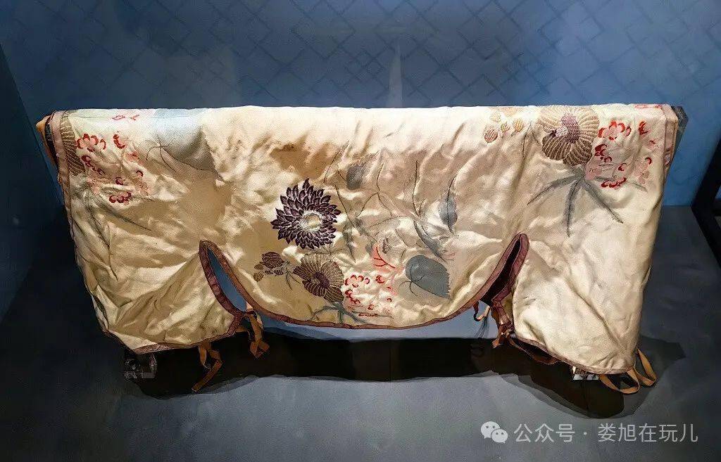 两岸故宫以及沈阳故宫个人感觉 所藏文物多为顶级水平山庄博物馆和