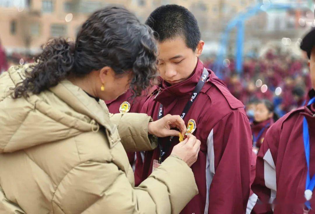 泾川二中举行2024年春季学期开学典礼