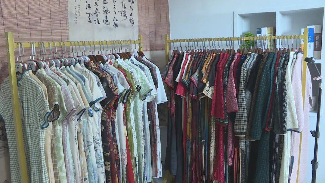 旗袍_冯言君_中国