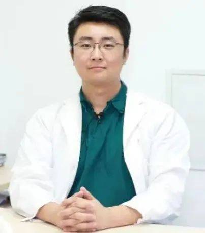 翟光耀首都医科大学附属北京潞河医院心脏中心主任,心内科主任,导管室