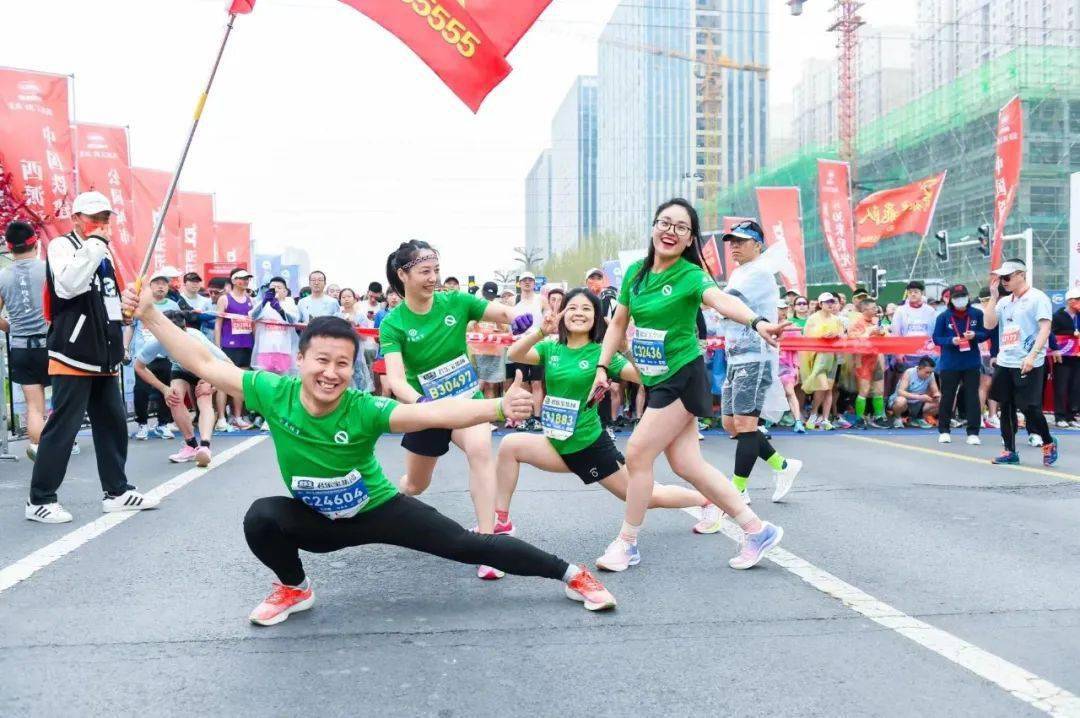 2024石家庄马拉松赛携手丛台窖龄30【最佳人气跑团】评