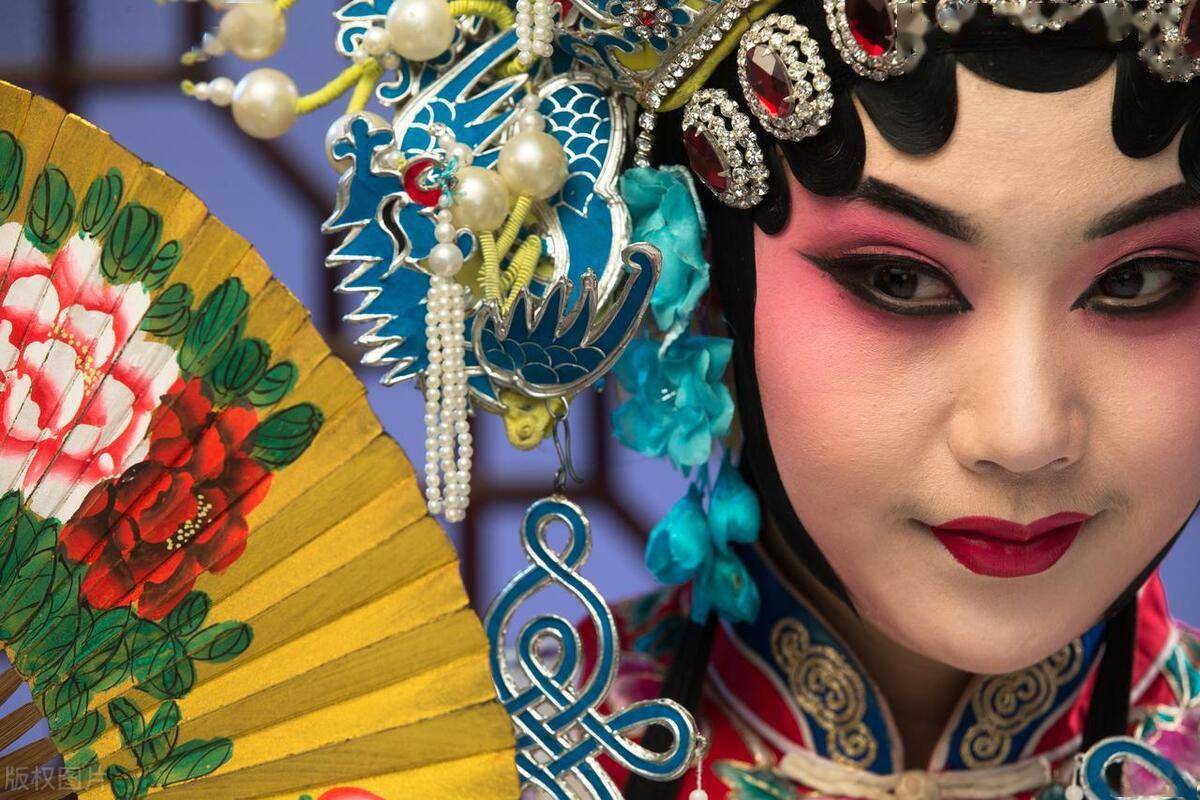 有哪些惊艳四座的传统戏词佳句