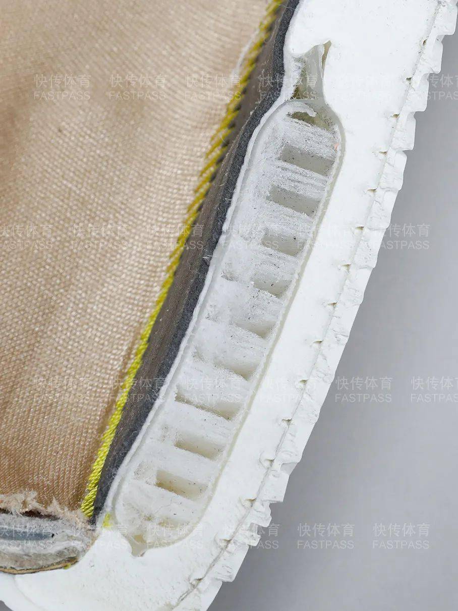 快传拆解nikebook1