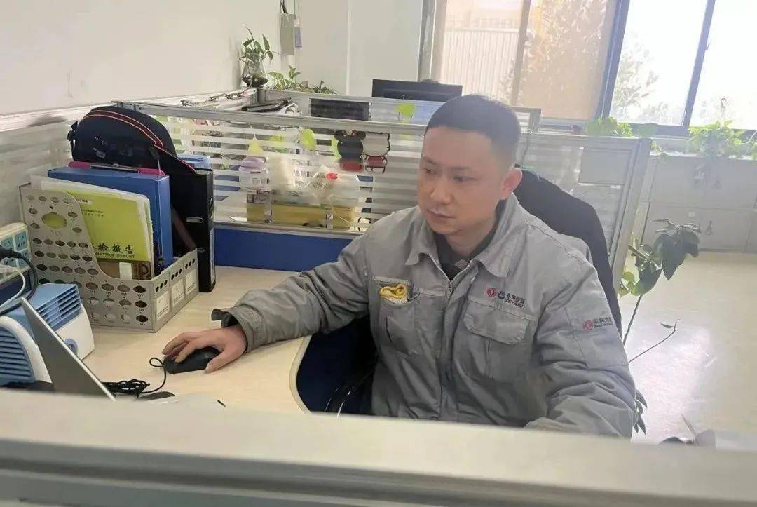 榜样力量 | 屈浩:工艺领域"领跑者"_亚普_东风_技术