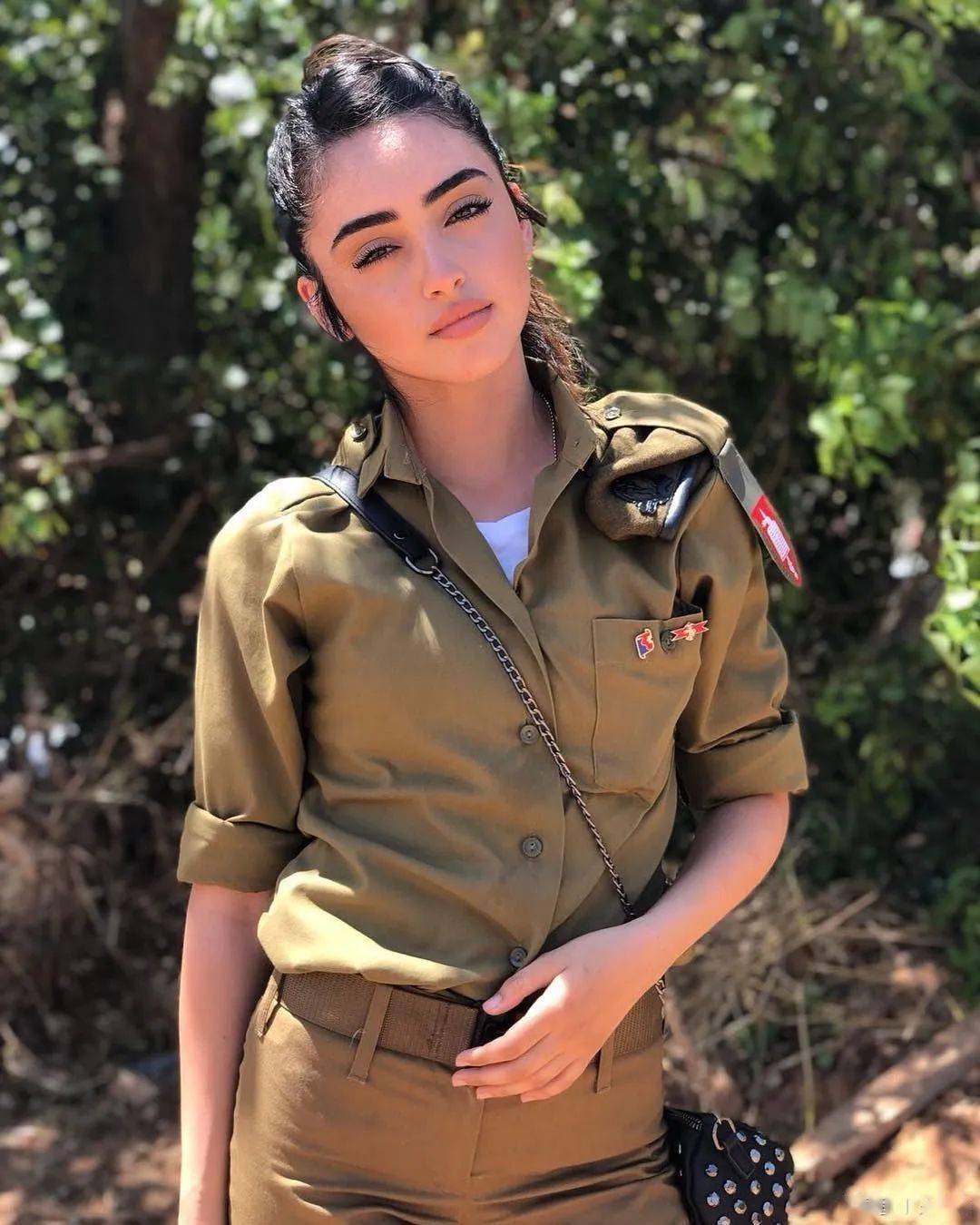 以色列女兵有多xiong猛