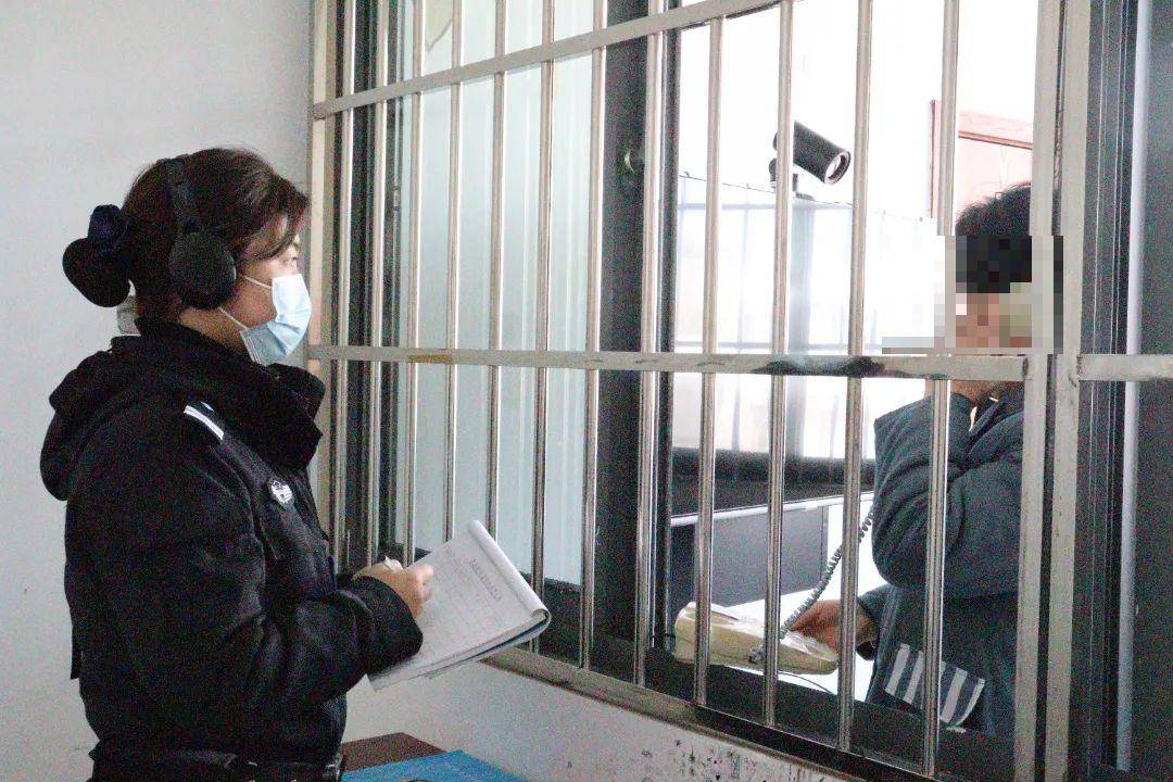 驱车17个小时她说我就是想跟你们说会儿话