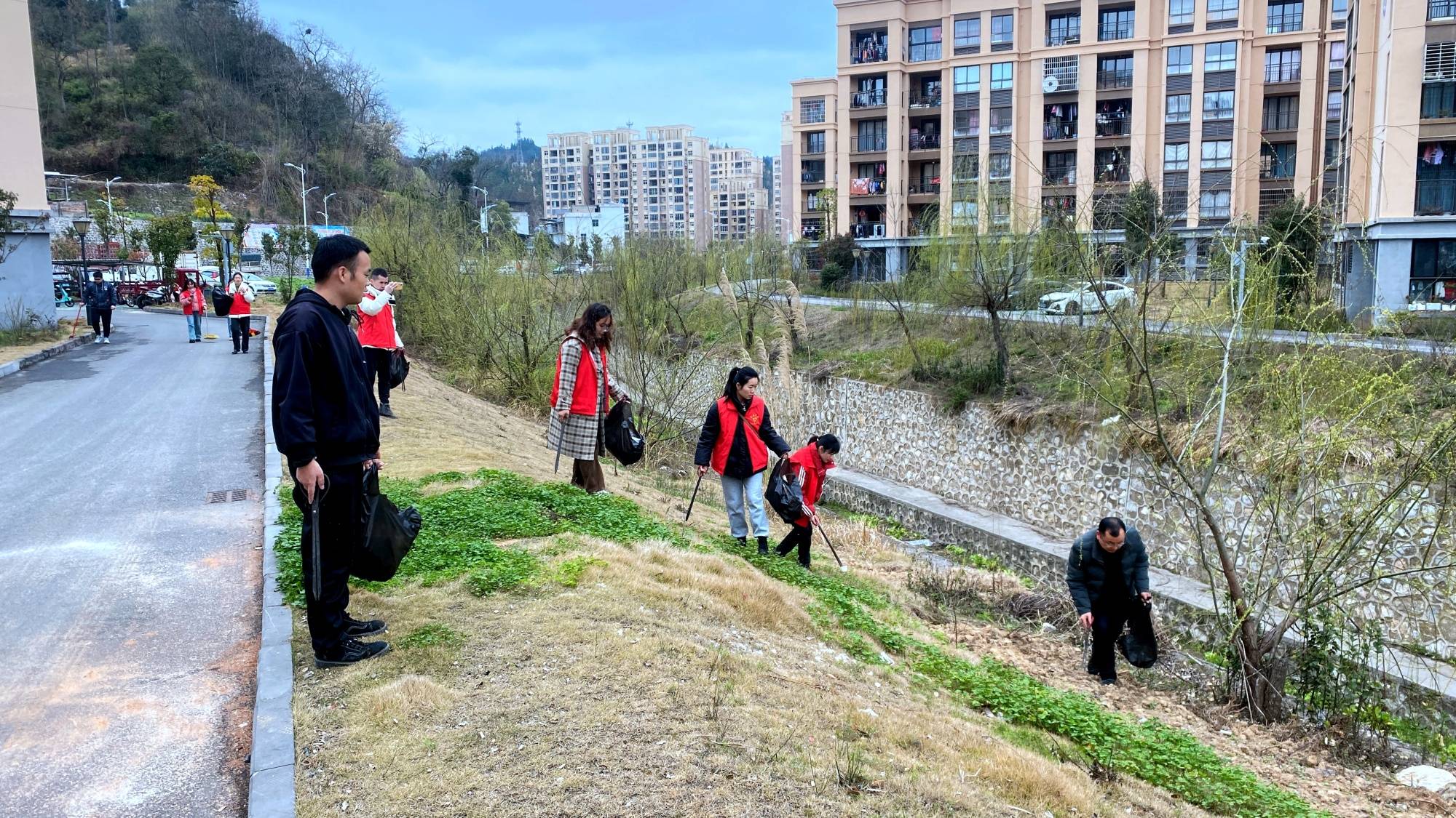 贵州平塘启动学雷锋文明实践我行动主题活动