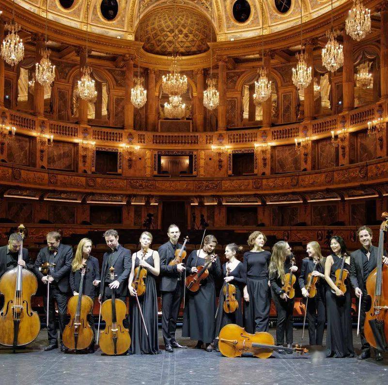 歌剧院,记录法国百年兴衰史列为世界文化遗产的表演艺术殿堂首座被