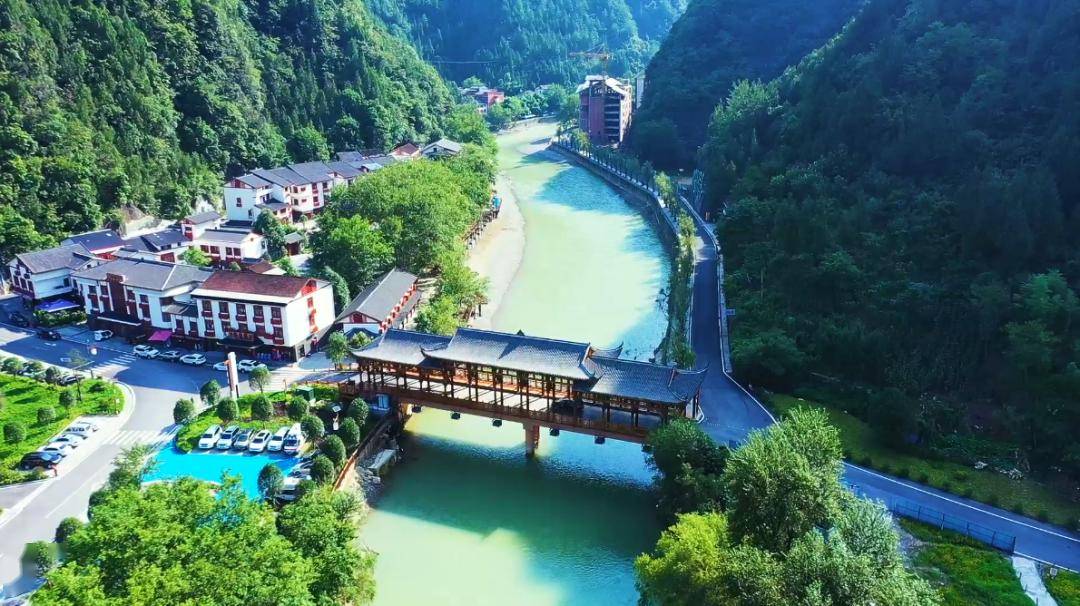 万源:打造"中国天然氧吧"生态"金名片"