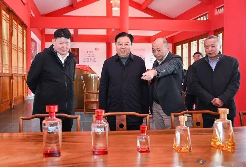 九龙坡区委书记李春奎带队来我区考察_发展_南川_一行