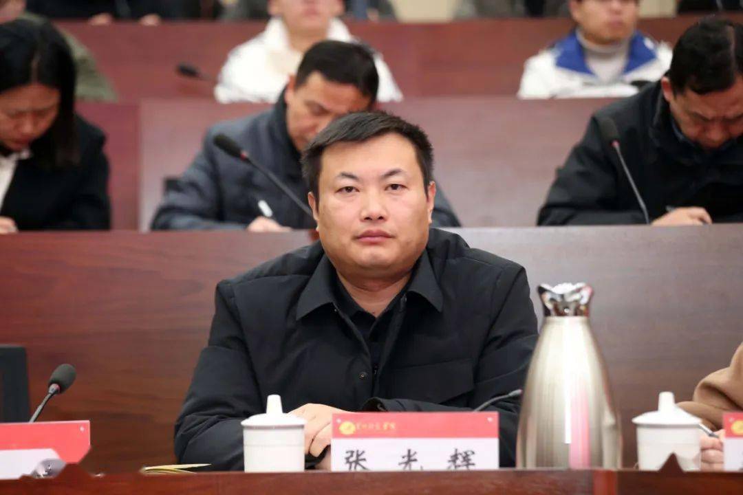 保卫处处长张光辉宣读《黄河科技学院消防安全专题培训方案》,对落实