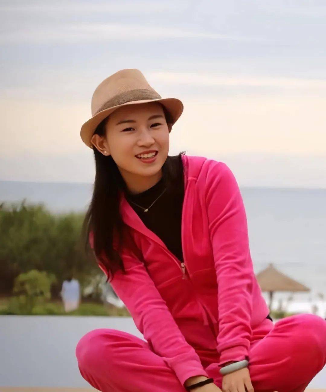 三月春风暖人心,为妳祝福送不停.