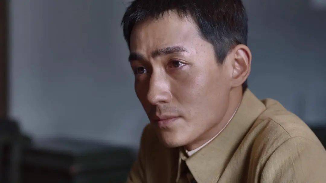 笙与朱怡贞相爱,却只能隐忍克制,哪些细节触动人心_军统_秋明_上海