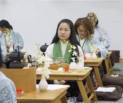 王淑丹禅修茶道,长相守,深情依恋.