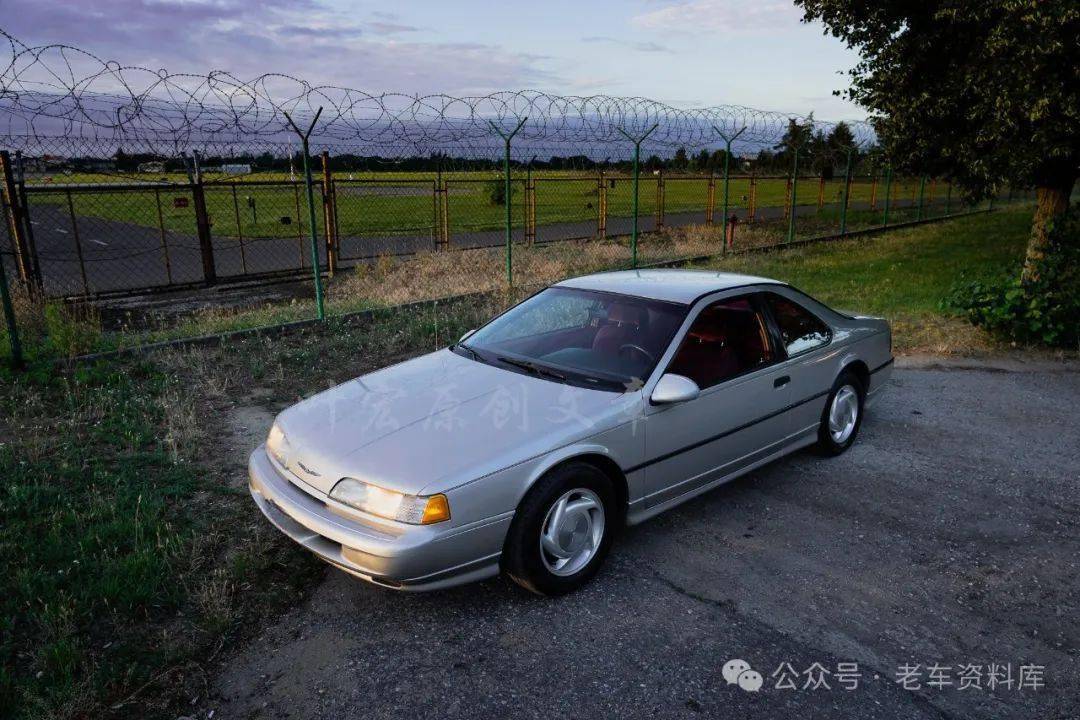 上世纪90年代初开始,世界大型双门豪华轿车的市场情况变了,personal