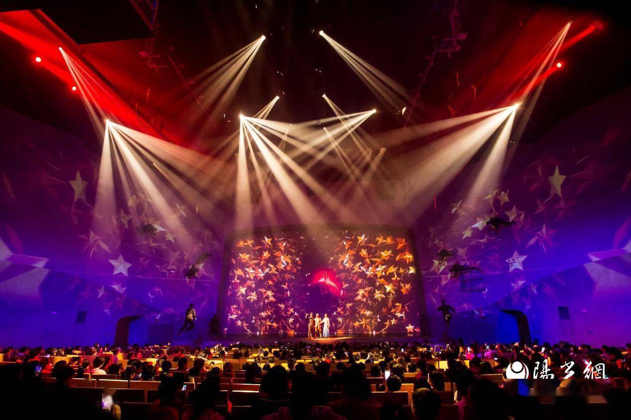 大型红色主题演出红秀《延安 延安》2024年演出季启幕!