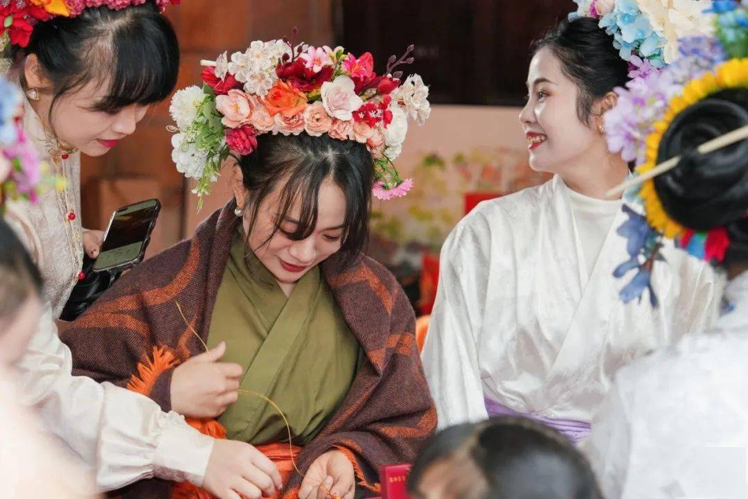 把春天簪在头上五店市春日簪花大会太赞啦