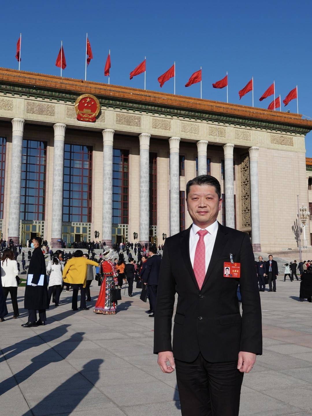 "湾"象更新|港澳代表接受记者专访:欢迎大家多到大湾区走走_邝美云