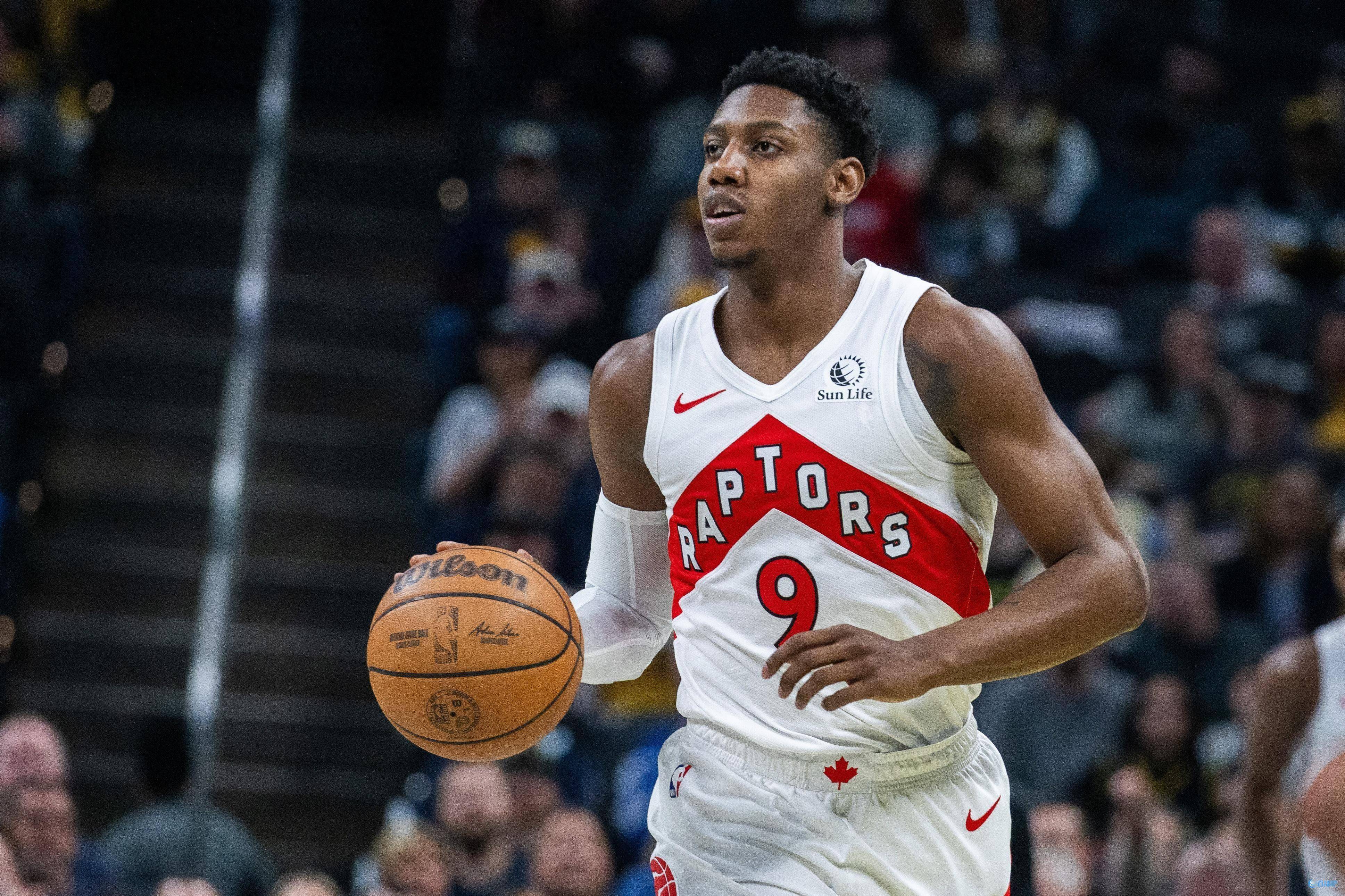 巴雷特20投10中&5罚5中砍下26分7板9助 末节揽下11分_进攻_比赛_猛龙