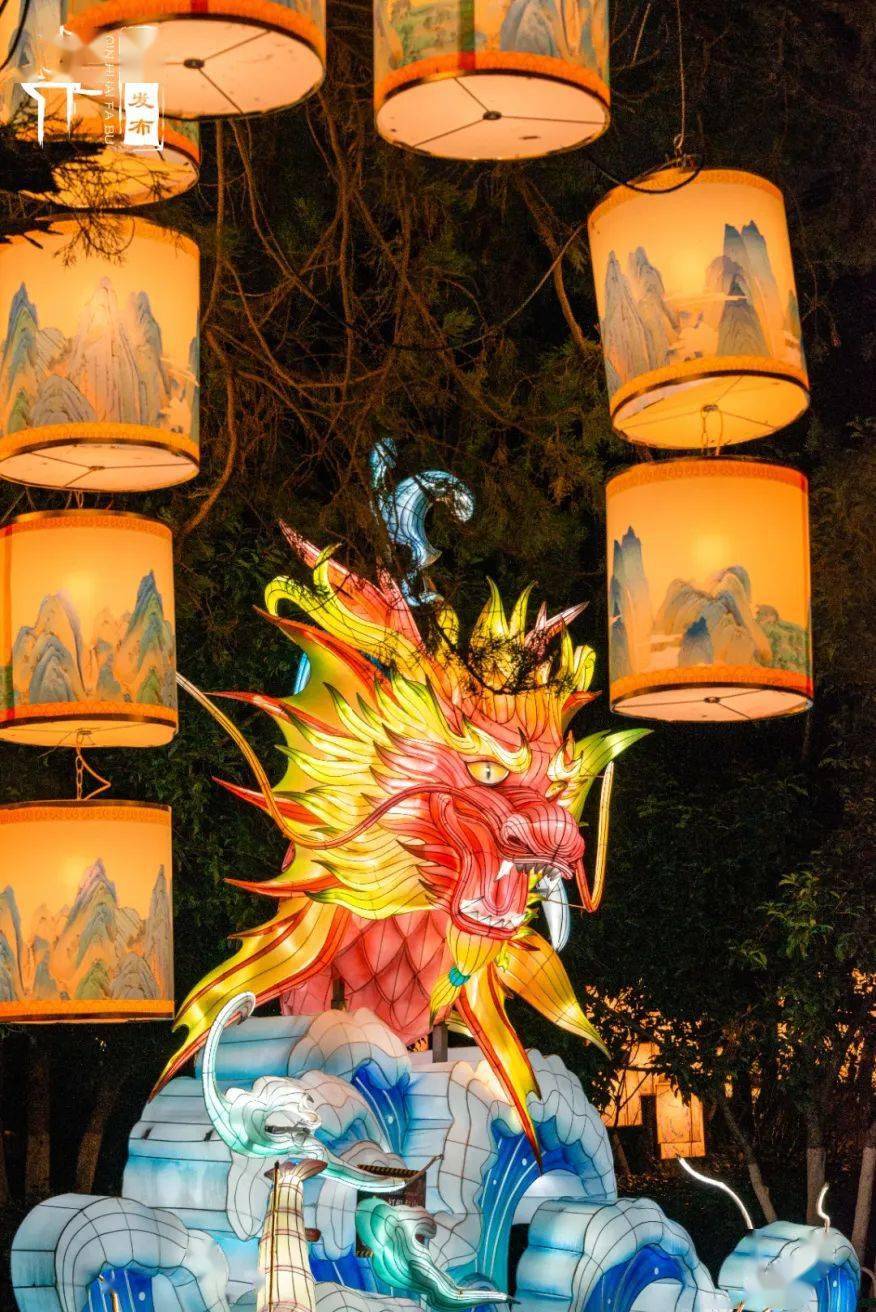 秦淮以灯为媒文旅市场热辣滚烫