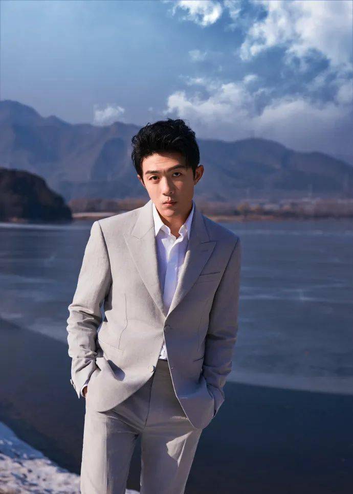 章子怡打压85花华晨宇被抵制金晨有问题刘宇抄袭张艺兴宁静爱挑事李泽