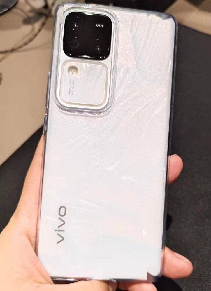 vivos18pro和红米k70pro相比谁的拍照和录像的成片效果更好