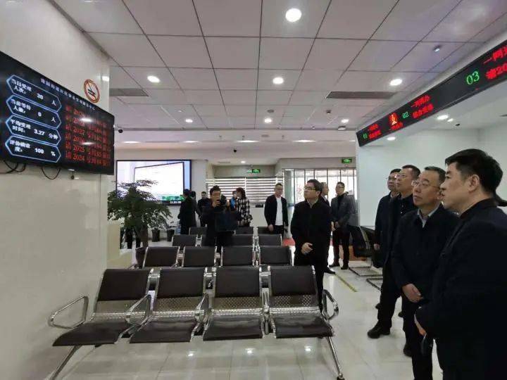山西省政务服务中心到豫园街道社区事务受理服务中心调研