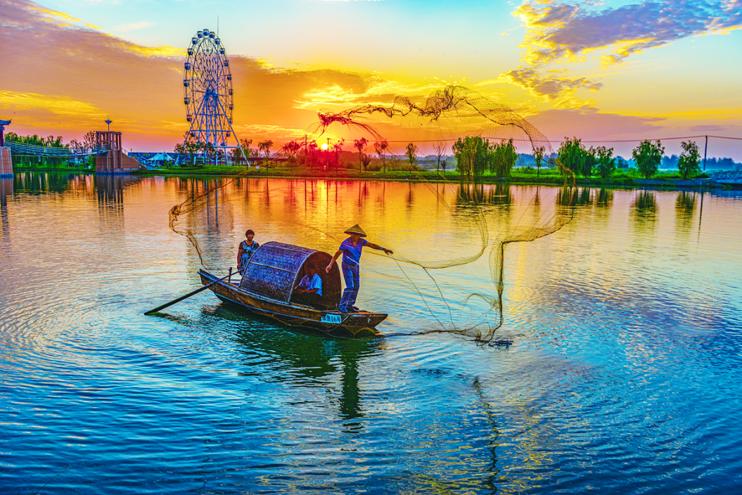 阜宁县,属江苏省盐城市所辖县之一,是著名的"散文之乡""淮剧之乡""