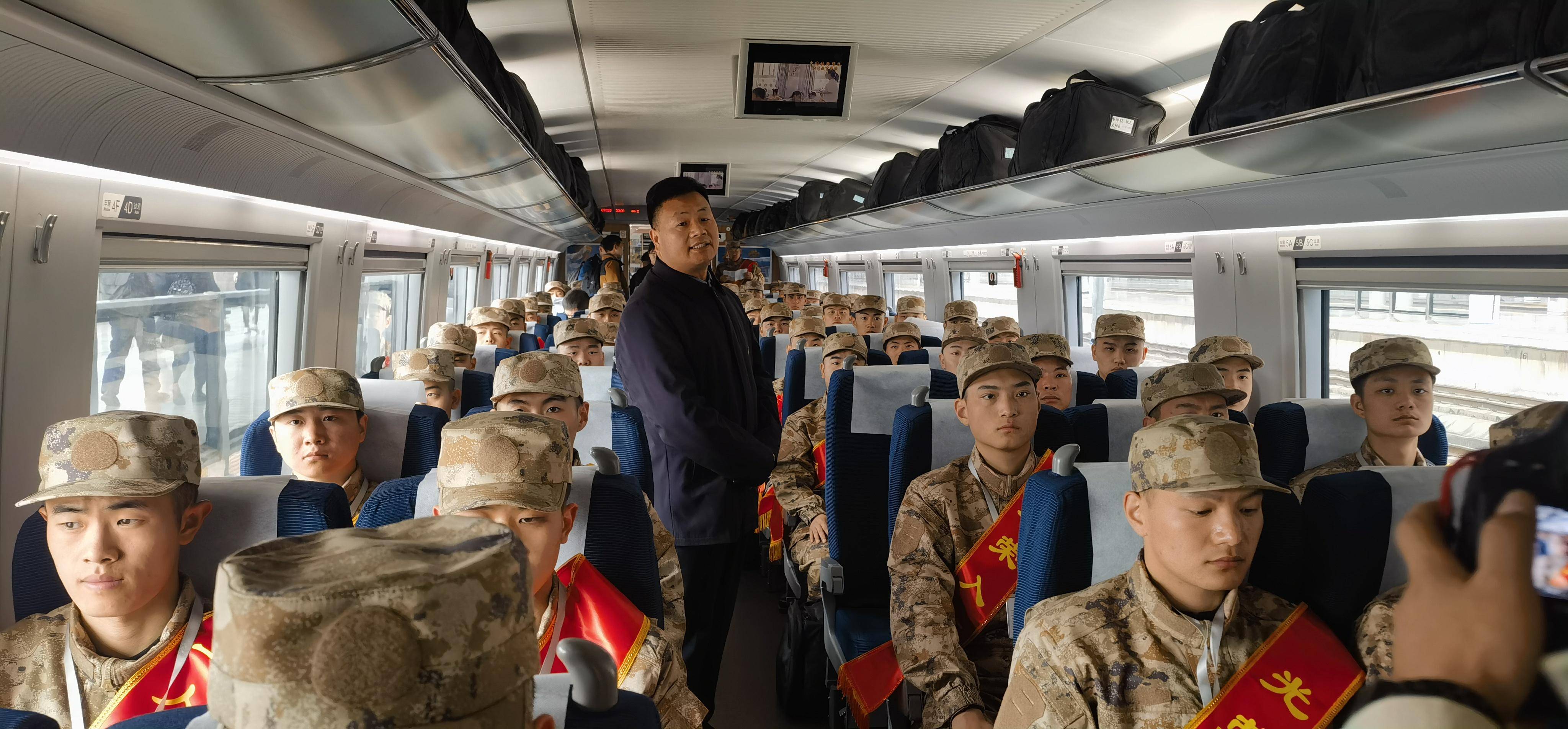 洛阳市春季新兵运输今日启运_保障_部队_军事