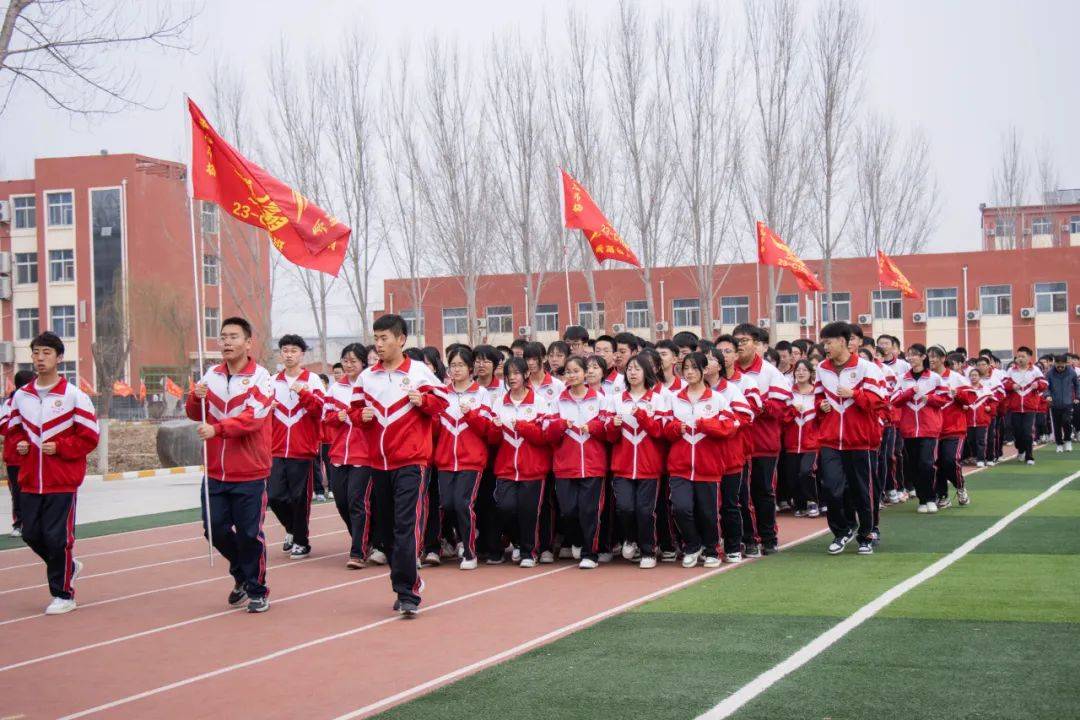 激情运动与春日活力并存看衡水十三中学子上演青春大片快来一探