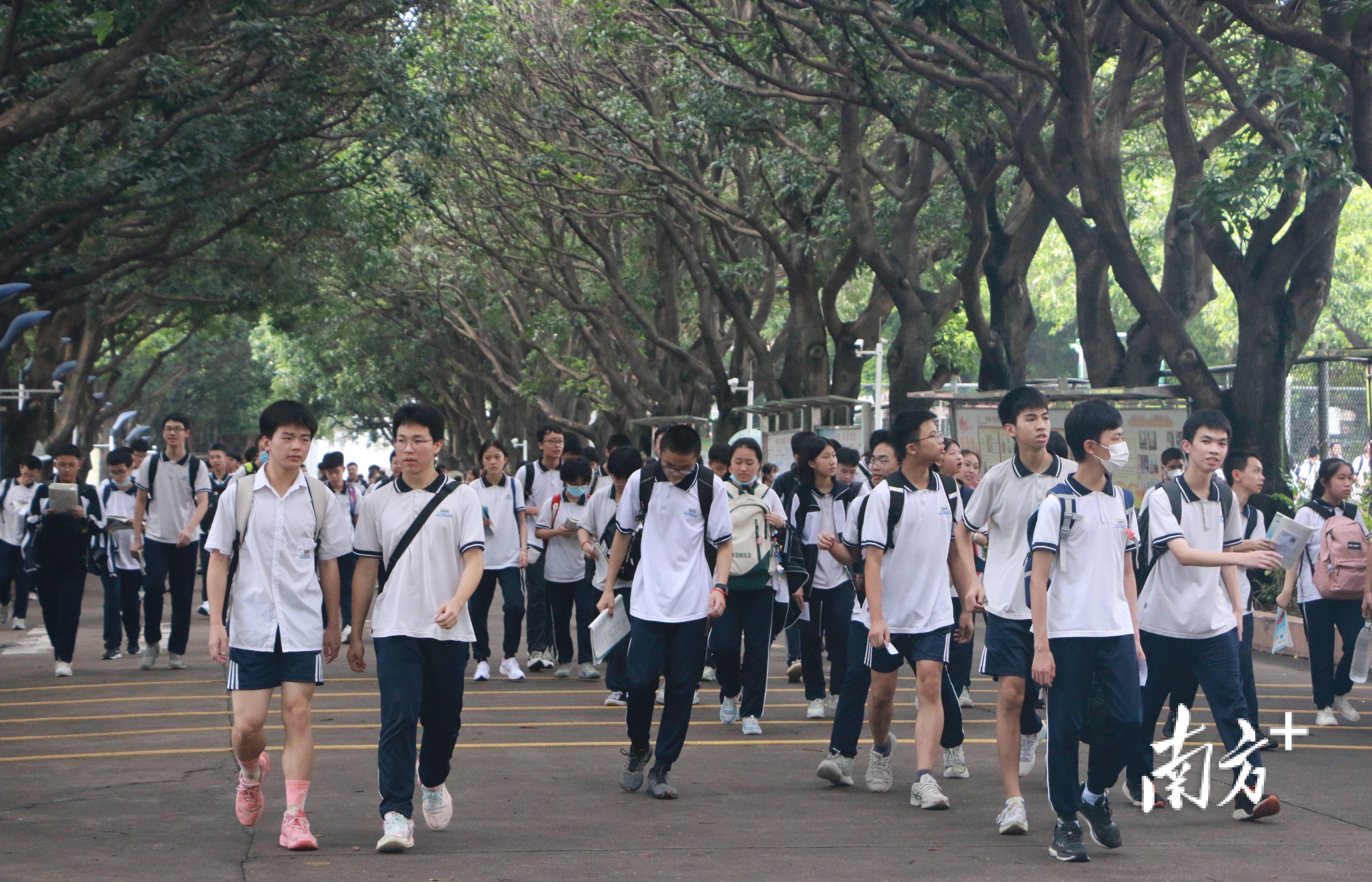 15日,广东省教育考试院