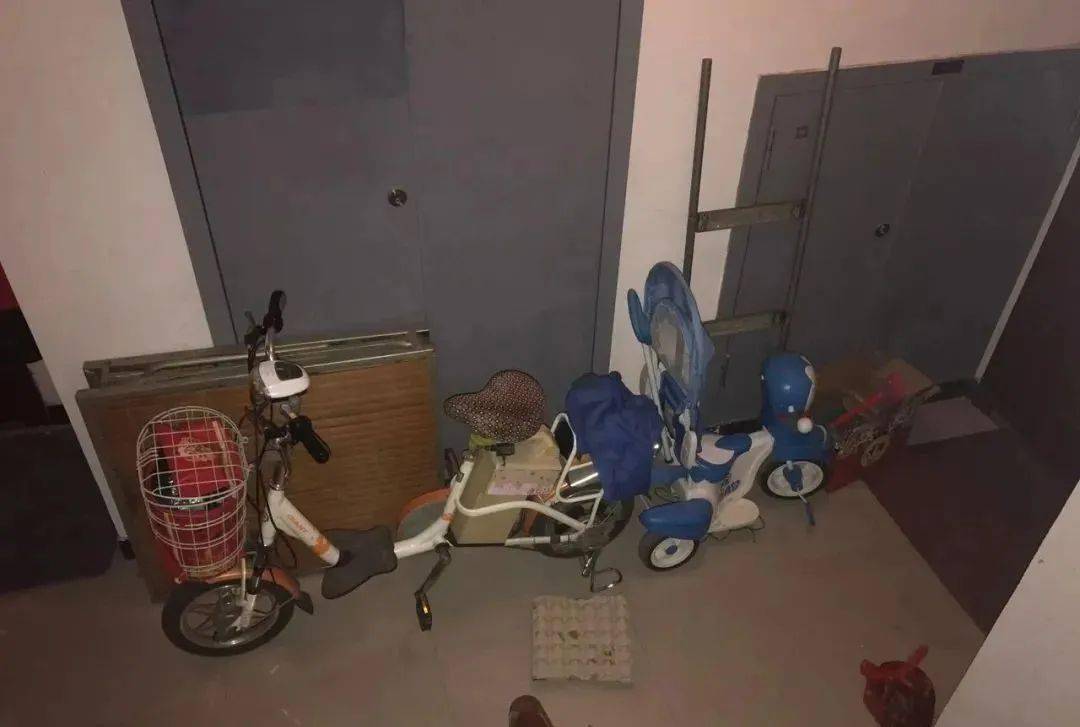 全体业主公区不是私宅切莫堆杂物