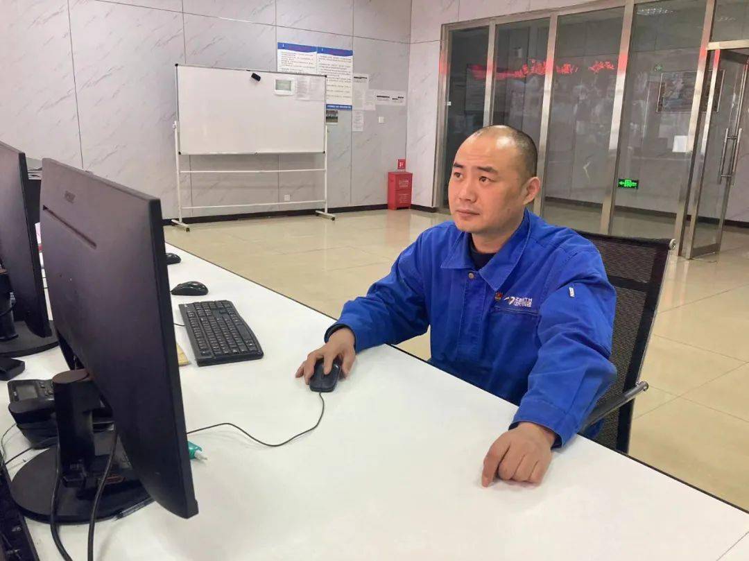 崔建刚19年的坚定选择奉献终身的事业