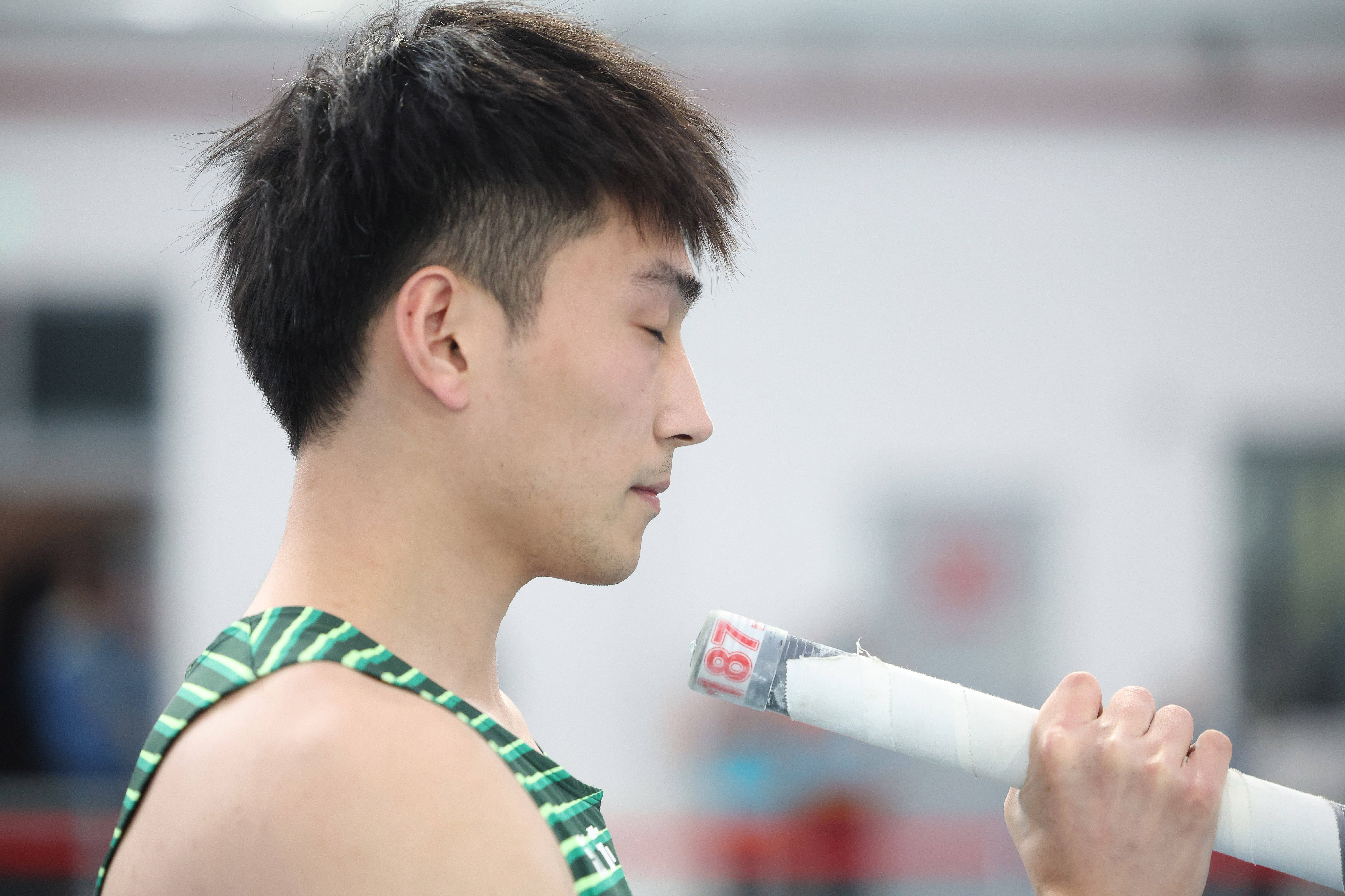 田径——全国室内田径大奖赛南京站:男子撑杆跳高赛况_江苏队_新华社