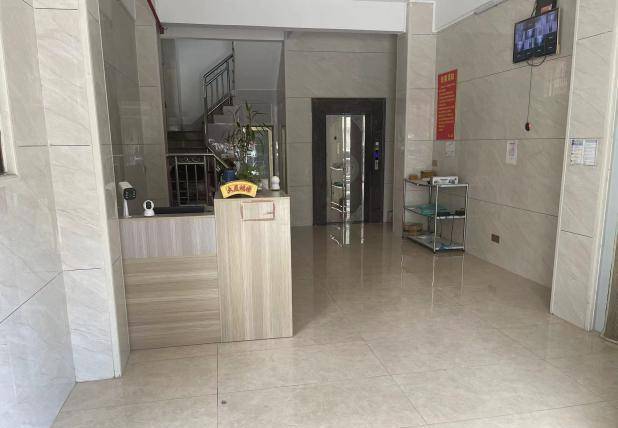 峡山街道某椰子鸡餐饮店被责令整改并立案处罚