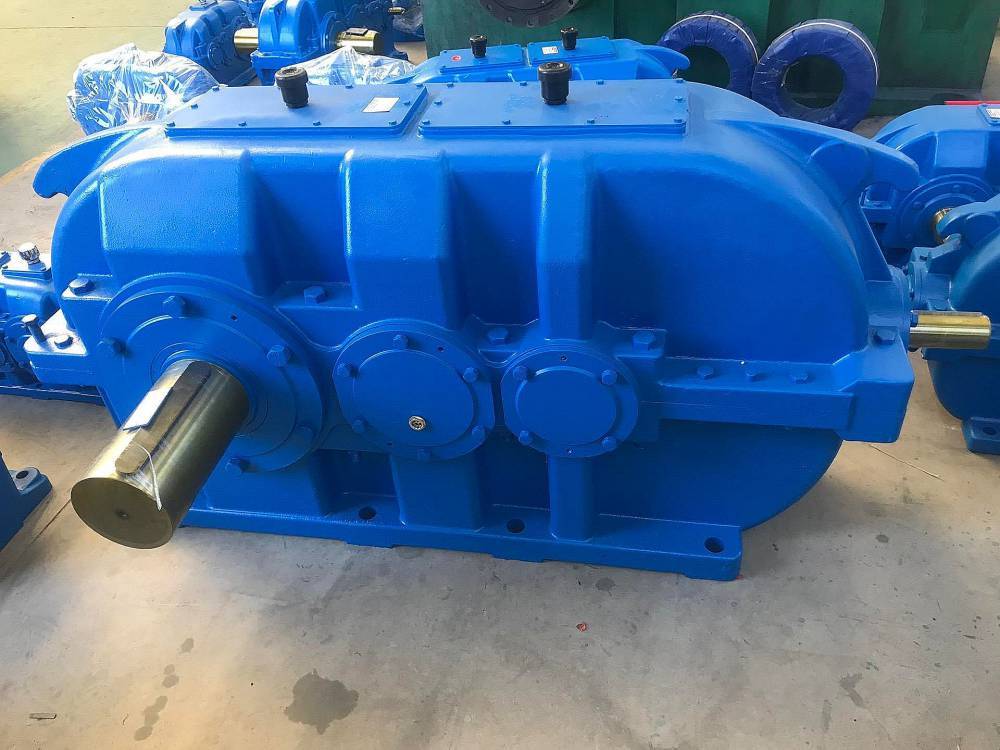 dcy315402s垂直轴硬齿面dcy355401圆锥圆柱齿轮减速机