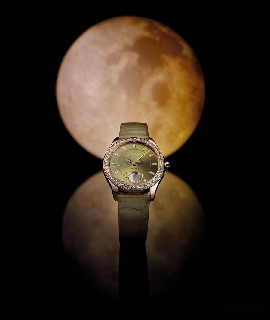 格拉苏蒂原创推出serenade luna 小夜曲月相腕表_制表_女性_表盘