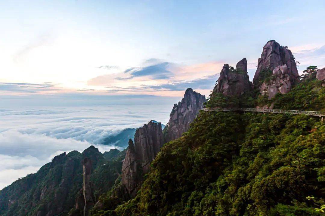 江西庐山旅游景点天气图片