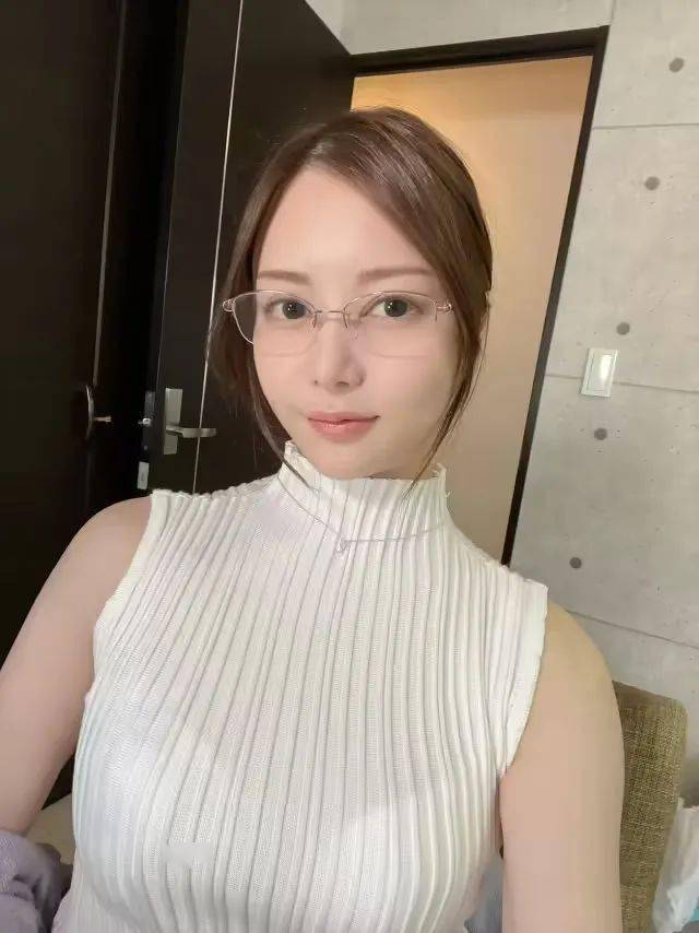 八头身美女图片