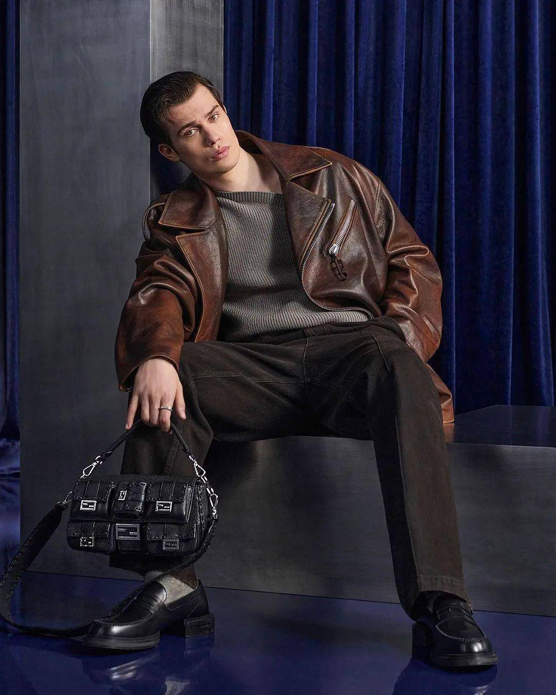 王子变尤物这位英国妲己男女通杀