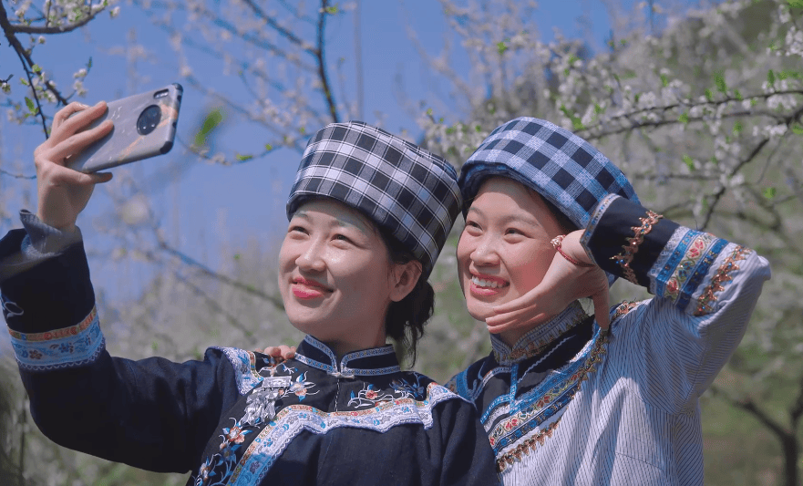 绿博黔南·相约春山 ②赏· 黔南春天_油菜花_长顺县_乡村旅游