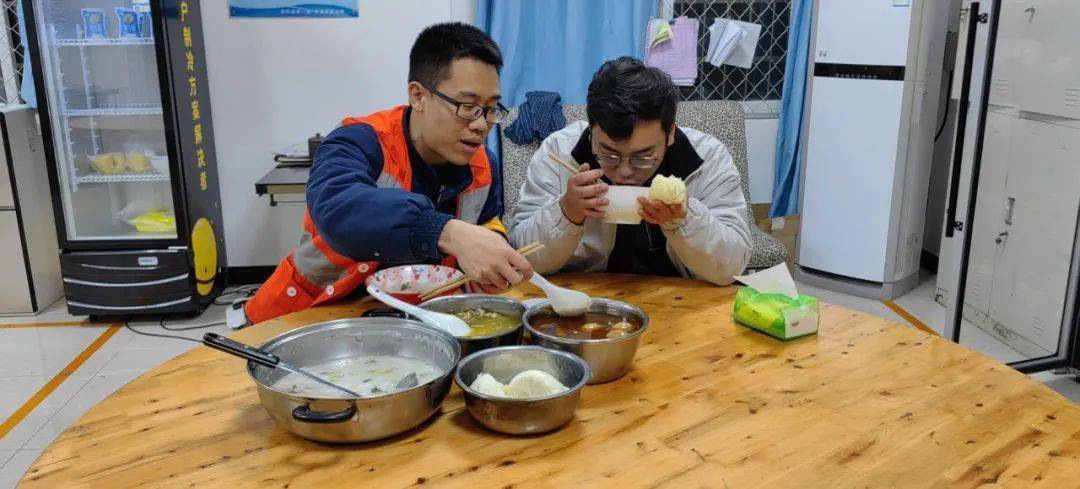 真香这里有个深夜食堂