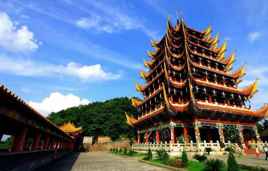 遂宁灵泉寺面向全国人民警察免收门票7家a级收费旅游景区和沱牌舍得