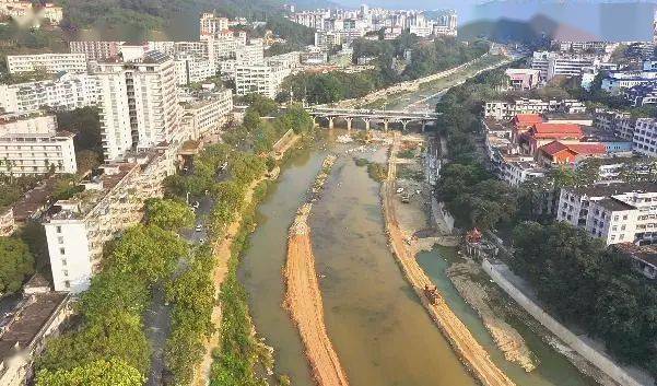 五指山市昌化江上游滨河雨林生态修复治理河段该项目于2023年开工至今